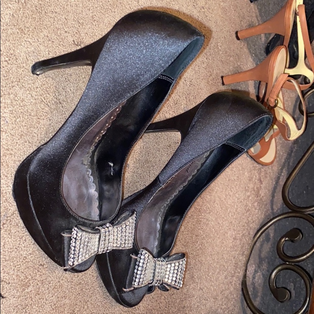 Lulu Townsend heels with black, sparkle bow